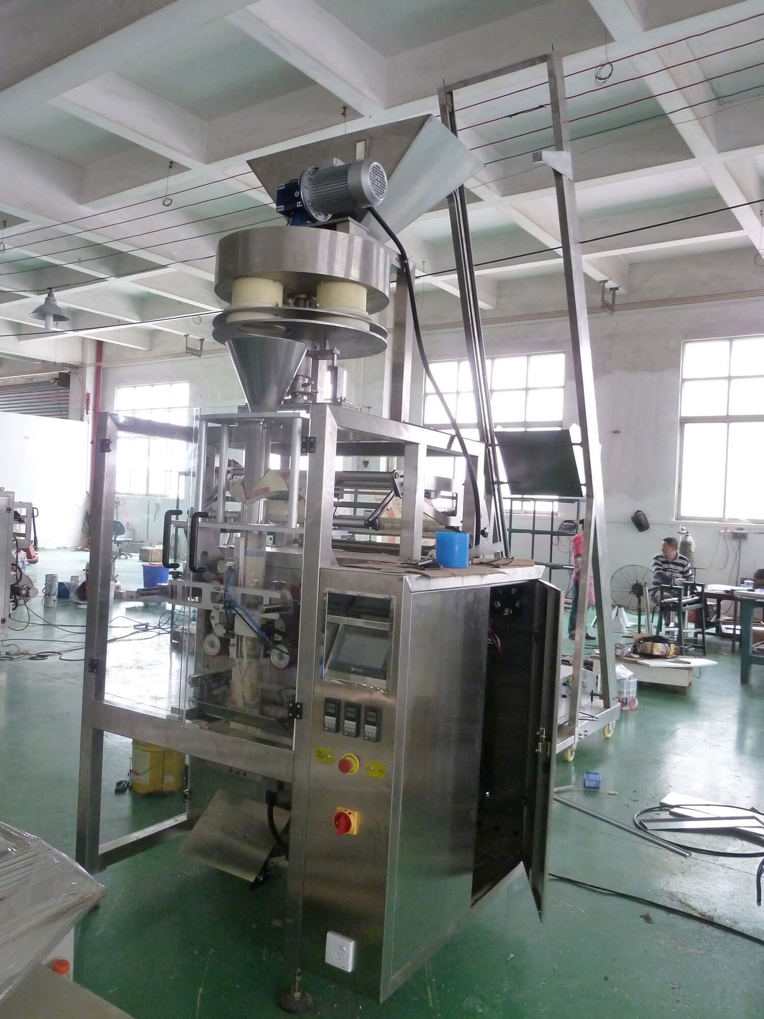 Vertical pillow bag packing machine for rice sugar coffee beans