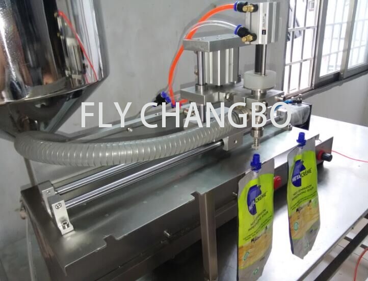 Factory Semi Automatic Stand Up Pouch with Spout Filling Machine